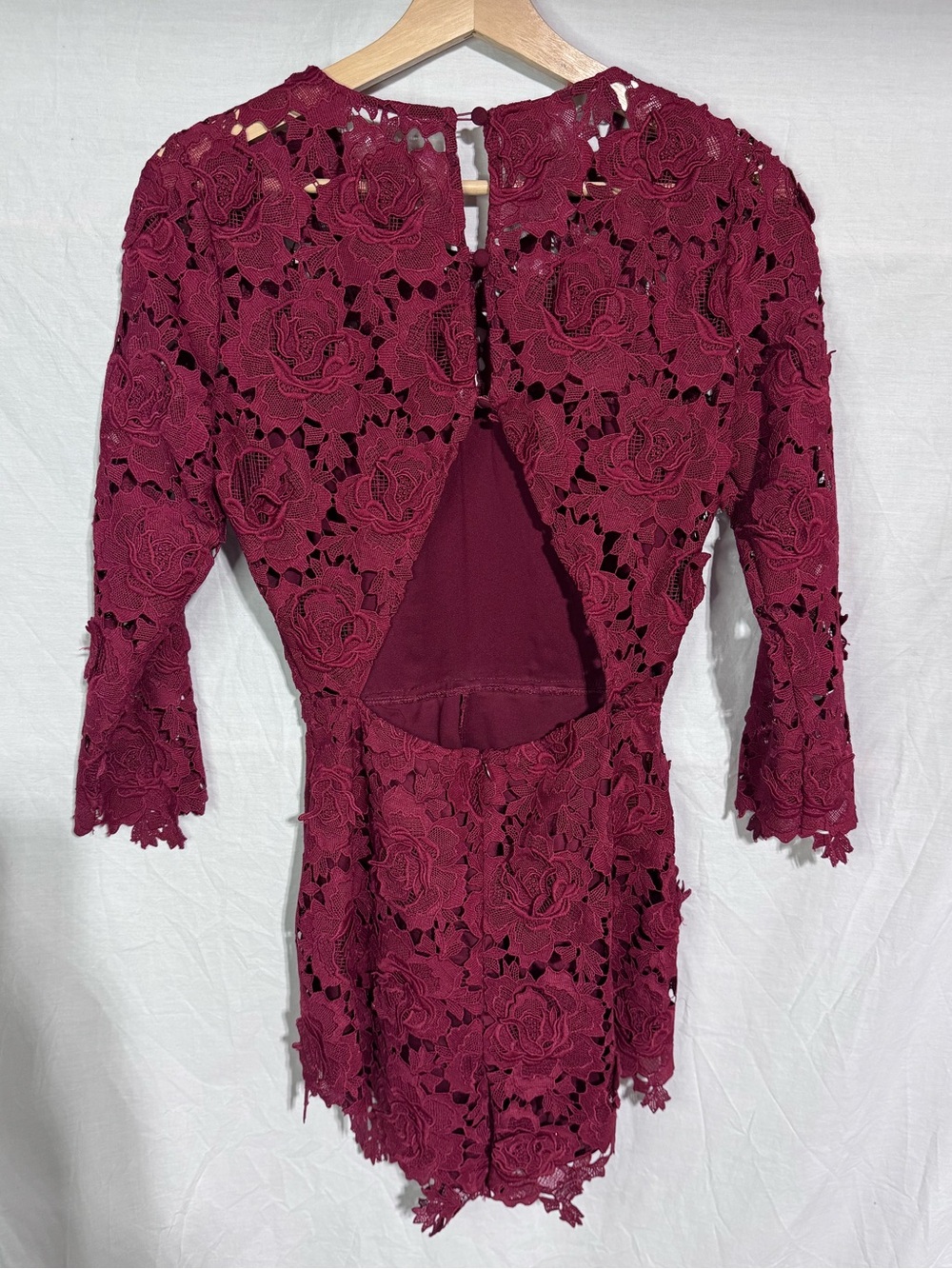 Lovers + Friends lace romper dressy Size Small - Picture 4 of 7